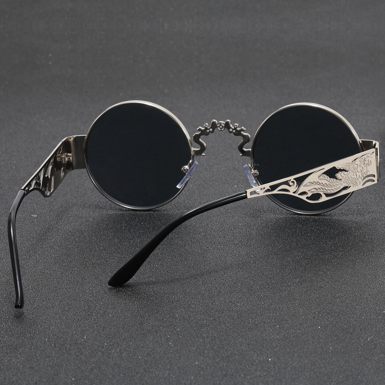 A Pair Of Men's Stainless Steel Retro Round Frame Glasses, Chinese Dragon And Phoenix Carving Hollow Arms, Casual Hip-hop Punk Street Party Fashion Trend Decorative Glasses, With PC Lenses