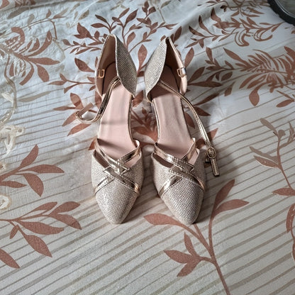 Women's Elegant Beige Pointed-Toe High Heel Pumps - Comfortable Block Heel Wedding & Party Shoes with Golden-Tone Straps, Breathable Fabric Upper & Cushioned PU Lining for Spring/Summer, Shoes for Wedding, Formal Footwear, So