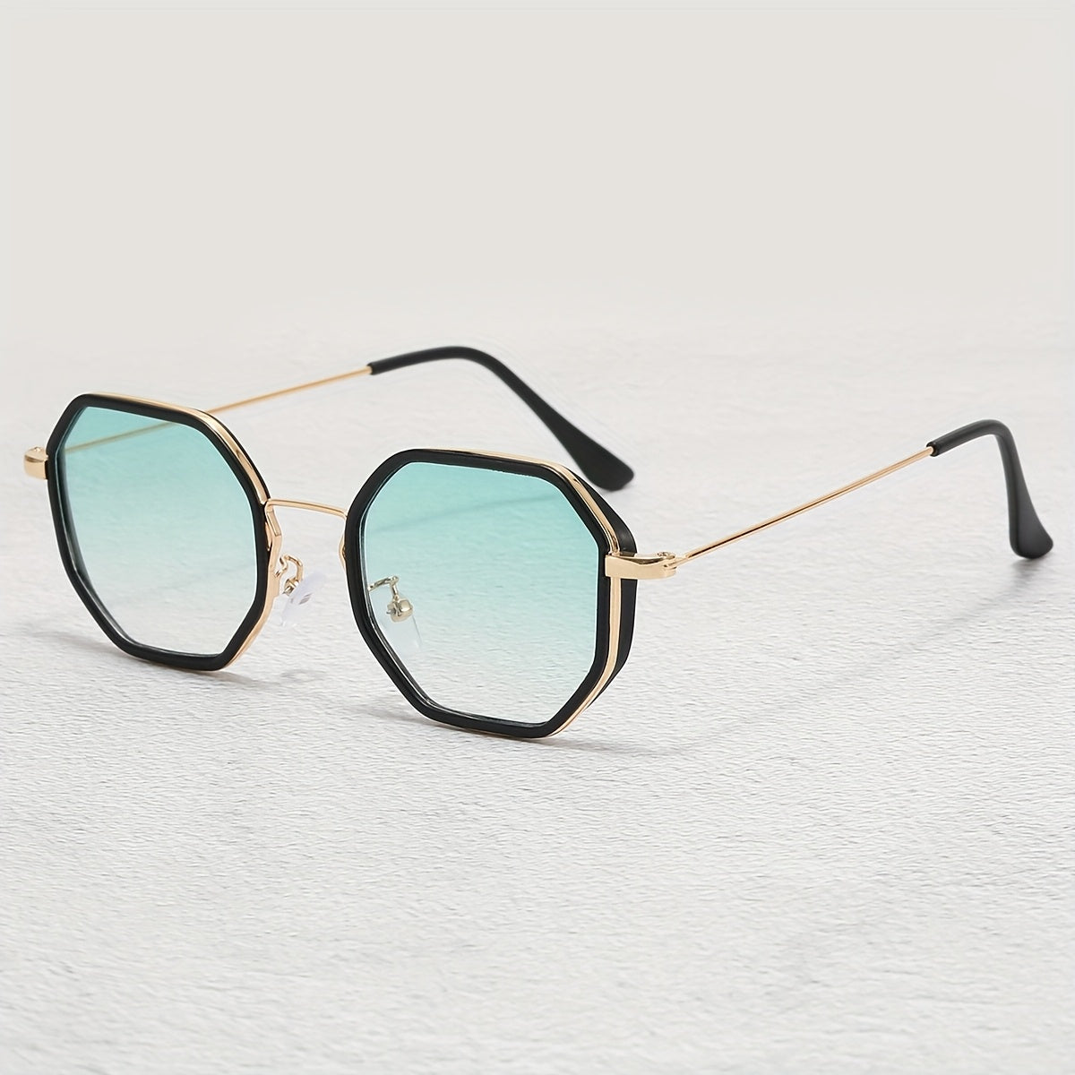 1 Pair of Men'S Geometric Copper Alloy Fashion Glasses with Red Lenses - Casual & Trendy, Ideal for, Daily Wear, and Holiday Gifts, Holiday Fashion Glasses|Sleek Metal Frame Glasses|Polycarbonate Lenses, Glasses