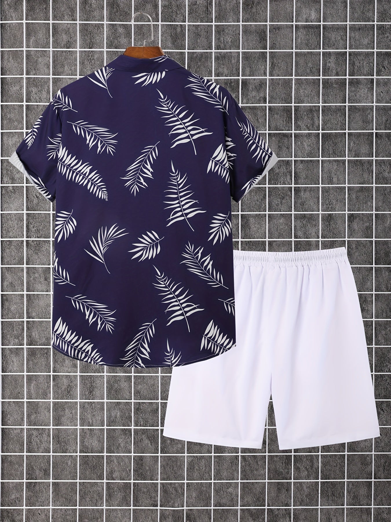 2-piece Men's Holiday Style Summer Outfit Set, Leafs Pattern Print Short Sleeve Button Up Lapel Shirt Top & Solid Drawstring Shorts With Pockets