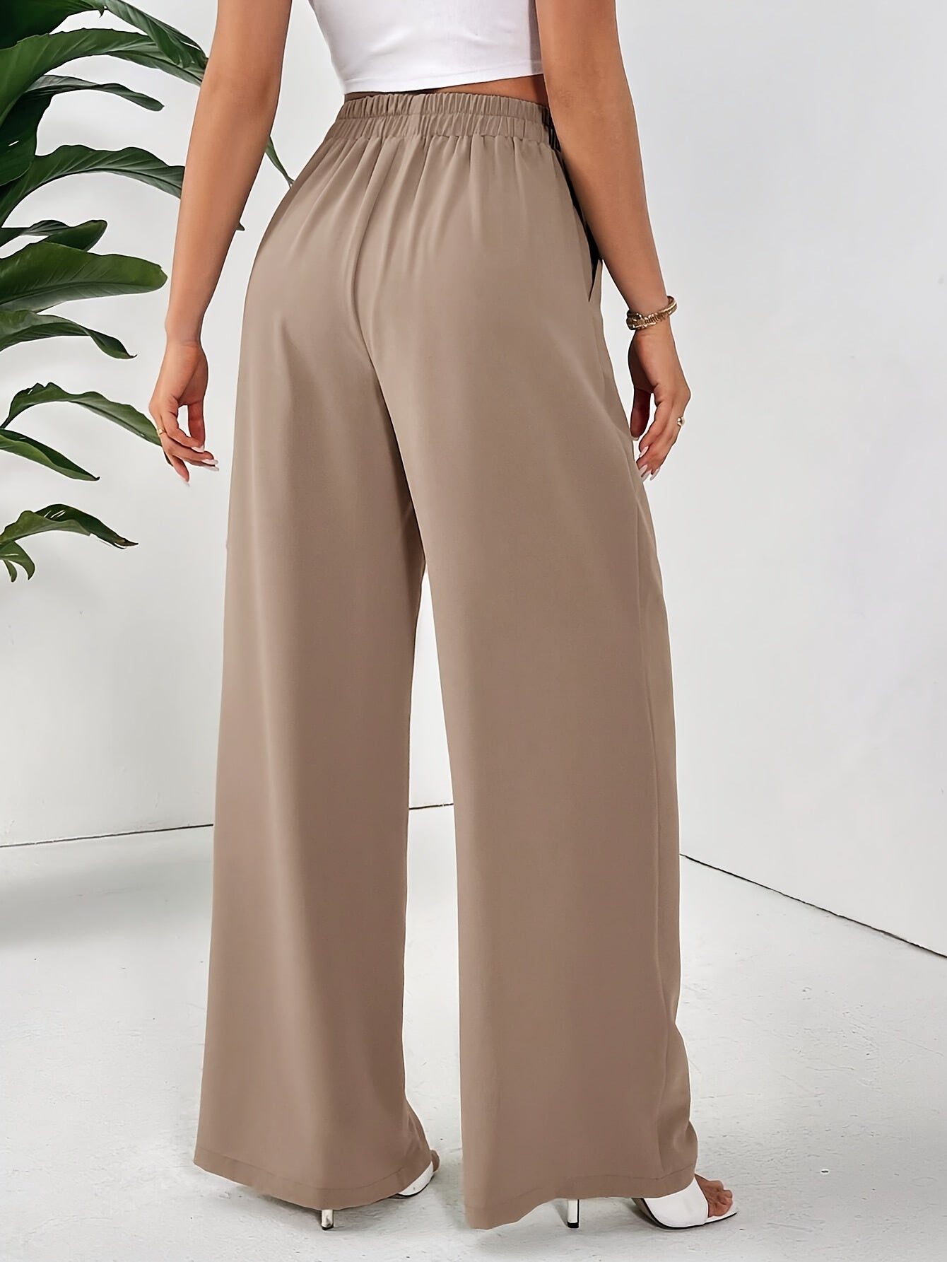 Women'S Elegant Wide Leg Pants - Beige Loose Fit with Elastic Waist, Comfortable Polyester Fabric for Spring/Summer Vacations, Casual Chic Style