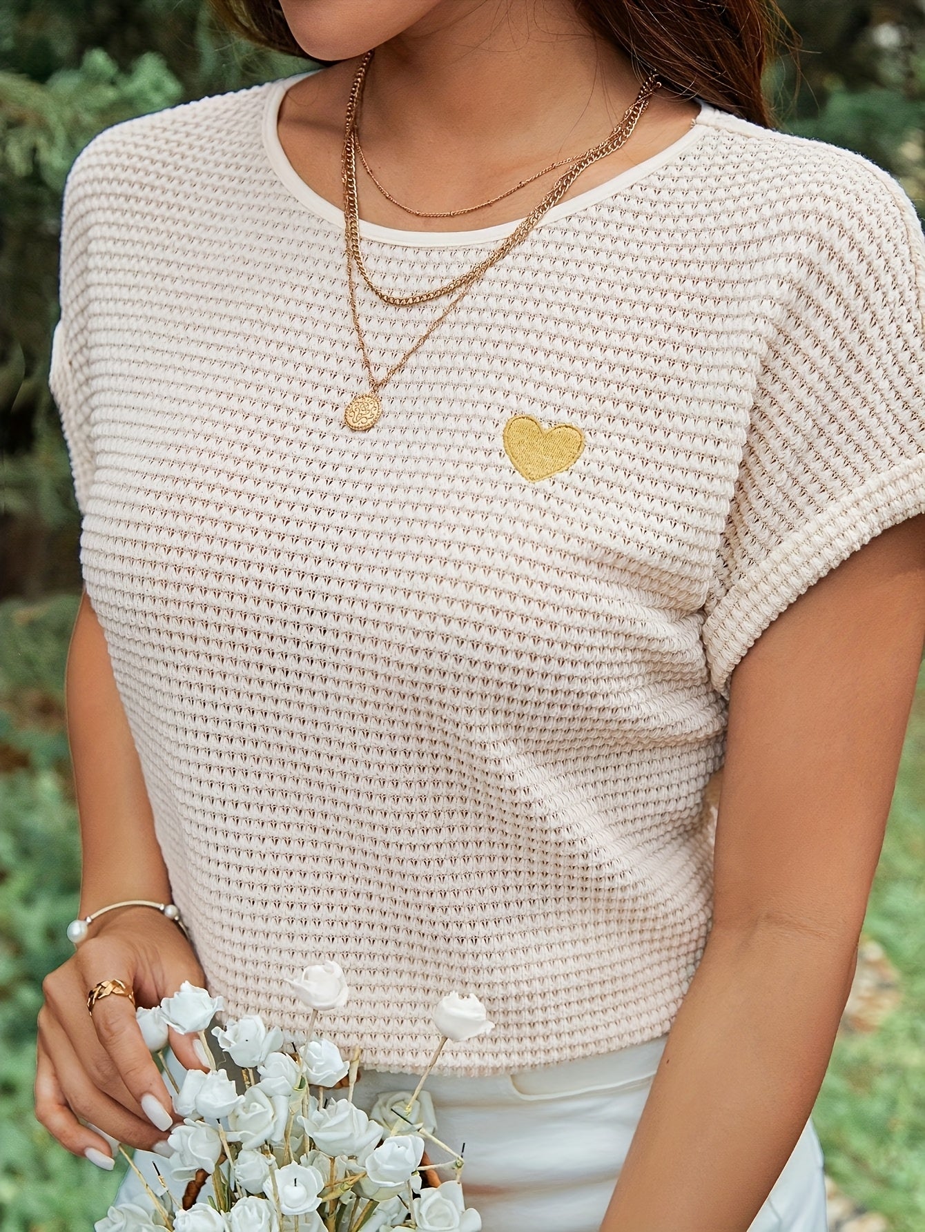 Women'S Brown Knit Short Sleeve Top with Golden Heart Design - Casual Spring/Summer Blouse, Casual Wear|Knit Texture|Short Sleeve Top