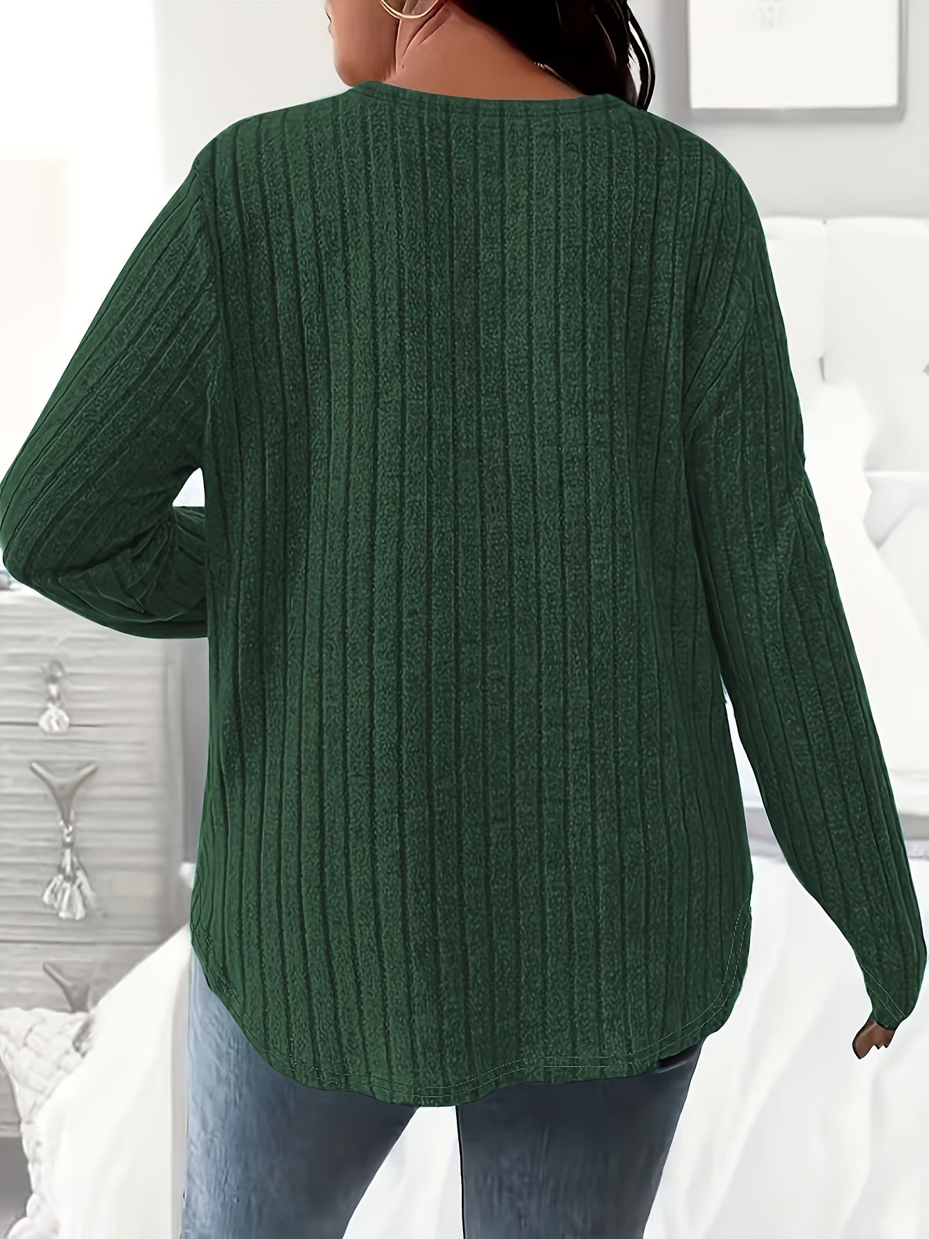 Women's Loose Fit V-Neck Polyester T-Shirt With Soft And Breathable Fabric, All-Season Casual Long Sleeve Tee, Machine Washable