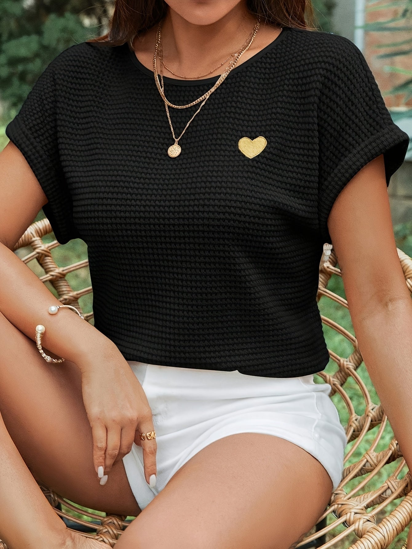 Women'S Brown Knit Short Sleeve Top with Golden Heart Design - Casual Spring/Summer Blouse, Casual Wear|Knit Texture|Short Sleeve Top