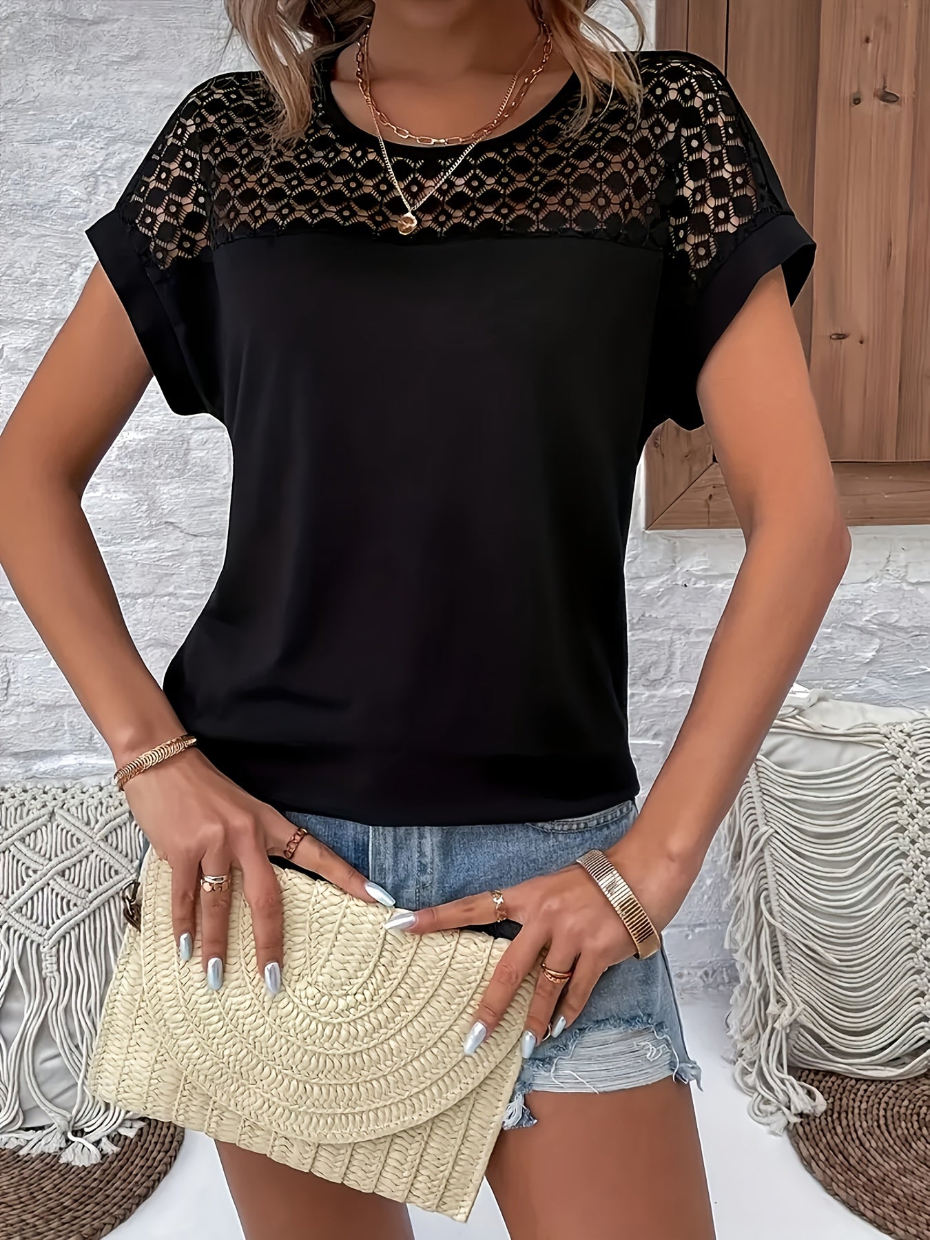 Women'S Chic Lace Trim Round Neck Short Sleeve T-Shirt - Loose Fit, Breathable Summer Top with Contrast Lace Detail, White, Casual Wear, Casual Summer Top | Lace Trim Top | Delicate Lace Detail