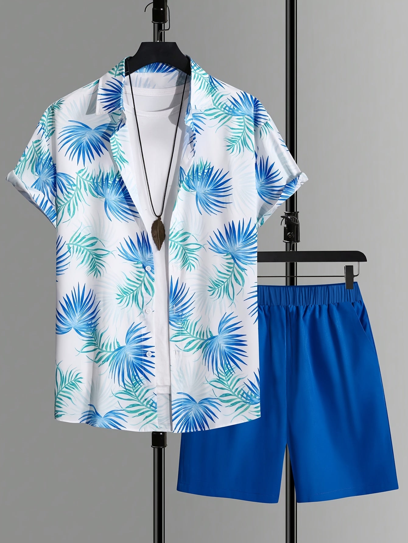 Men's Casual Suit Set with Short Sleeve Shirt and Printed Shorts
