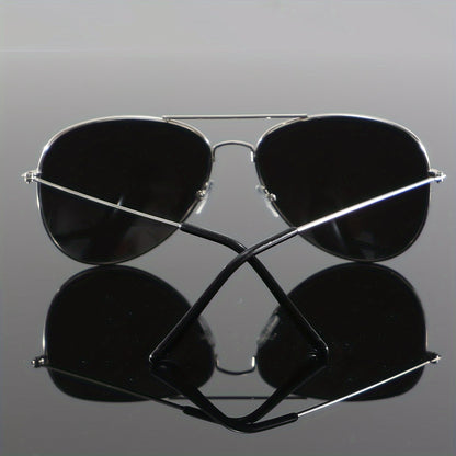 1 Pair of Men's Silvery Reflective Metal Oval Double Beam Retro Mature Personality and Casual Fashion Glasses