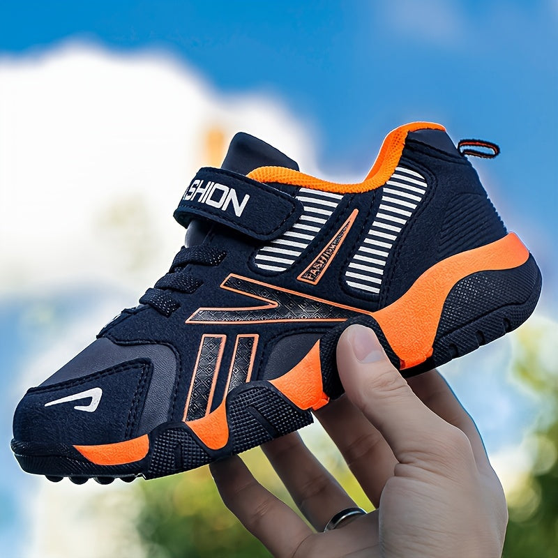Children's comfortable and lightweight casual sports running shoes for all seasons
